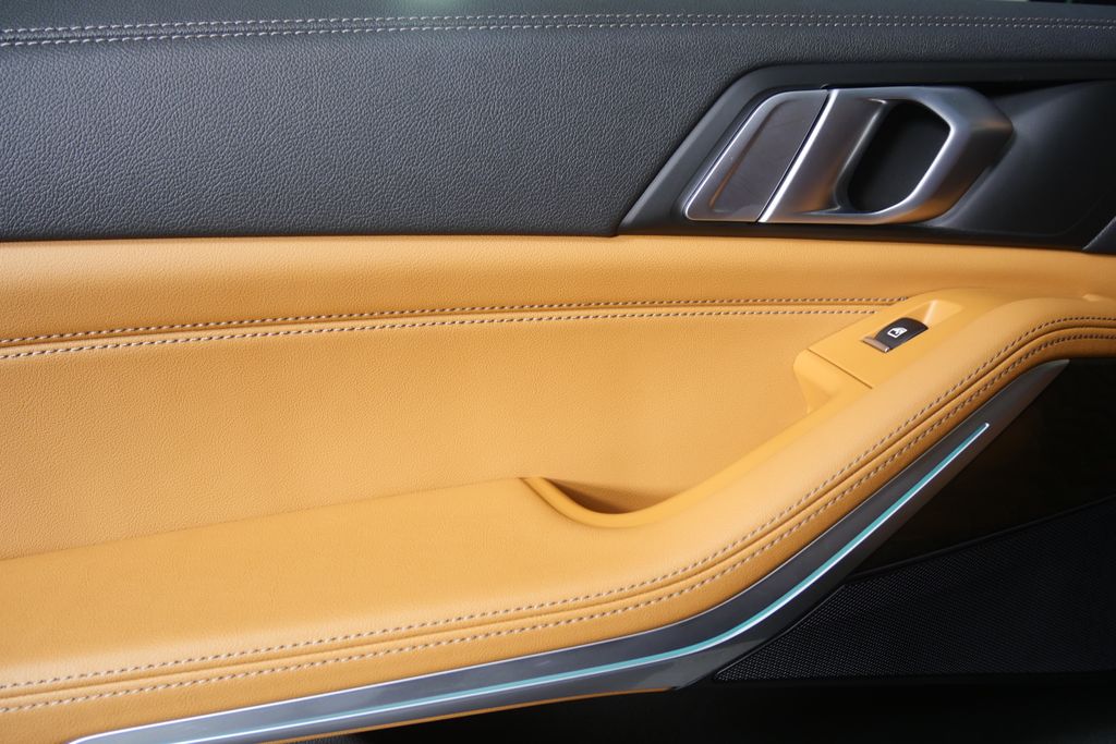 Thumbnail: 2023 BMW X5 - 13