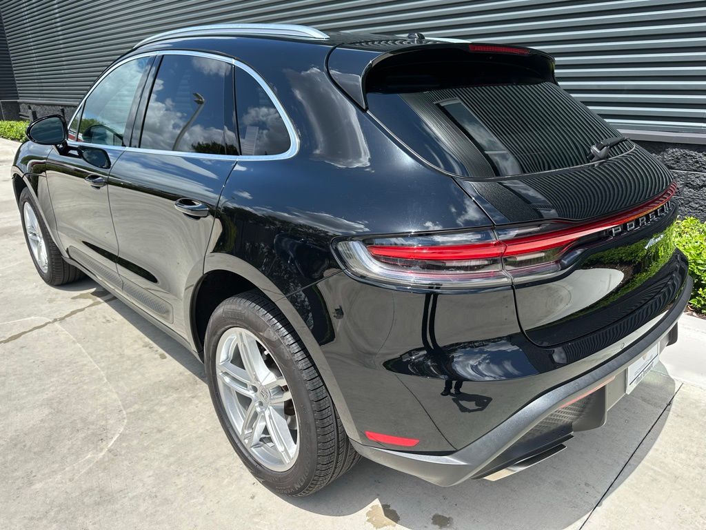 2022 Porsche Macan  3