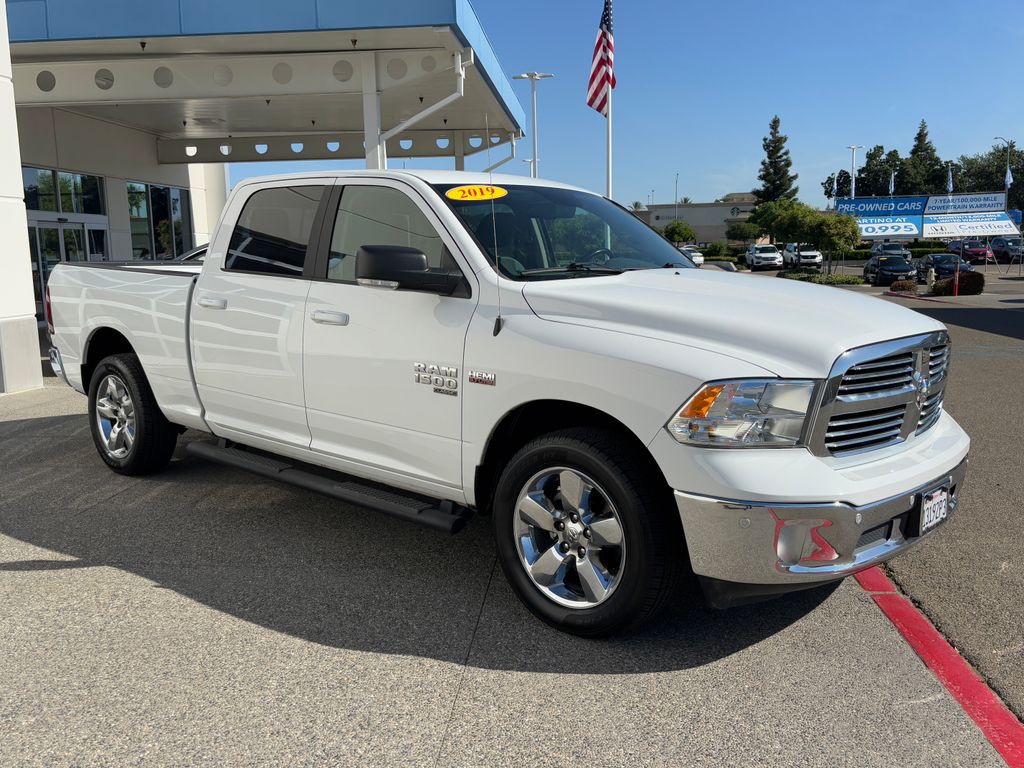 2019 RAM 1500 Classic Big Horn 3