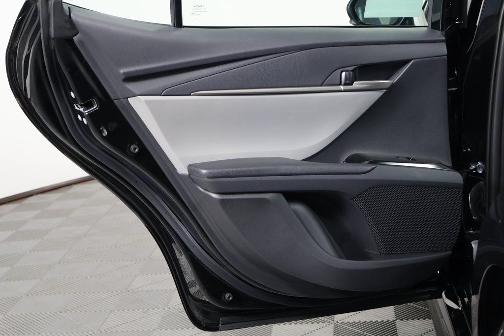 Thumbnail: 2025 Toyota Camry - 13