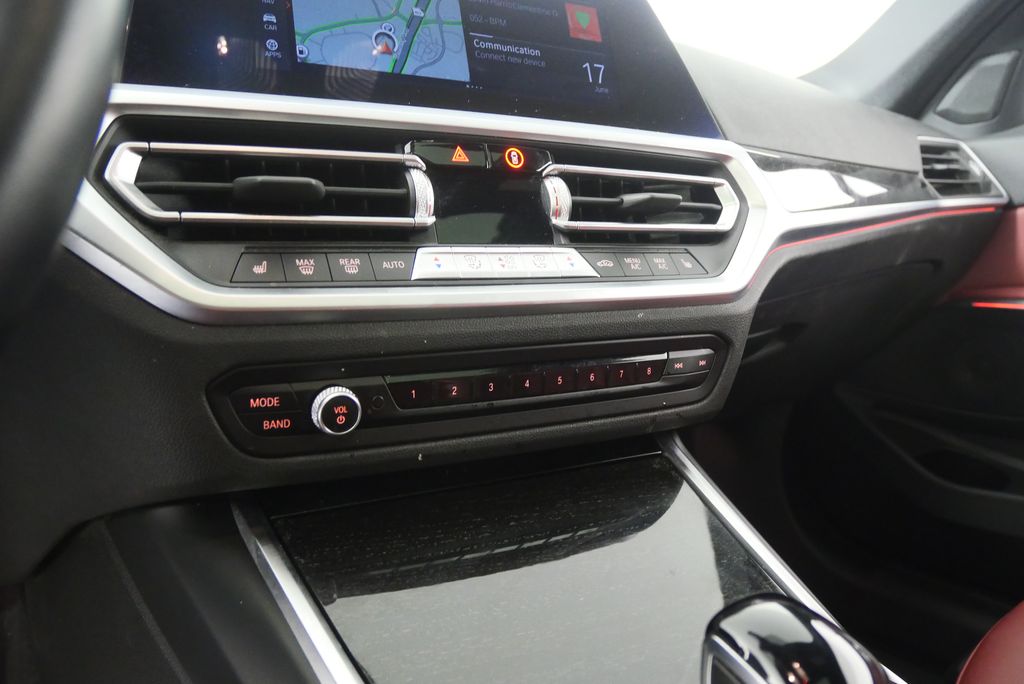 2022 BMW 3 Series 330i 23