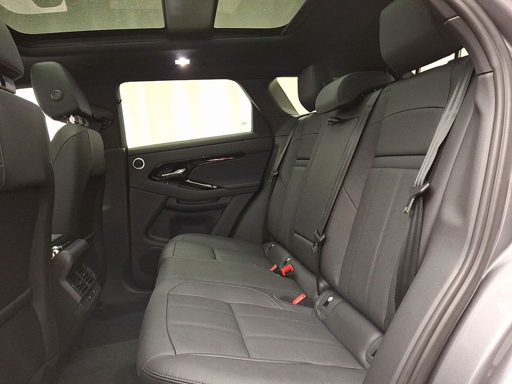 Thumbnail: 2026 Land Rover Range Rover Evoque - 6