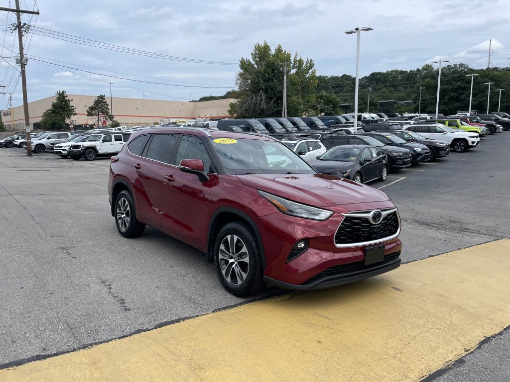 Used 2022 Toyota Highlander SUV