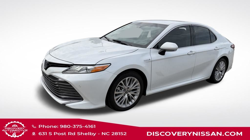 2018 Toyota Camry Hybrid XLE