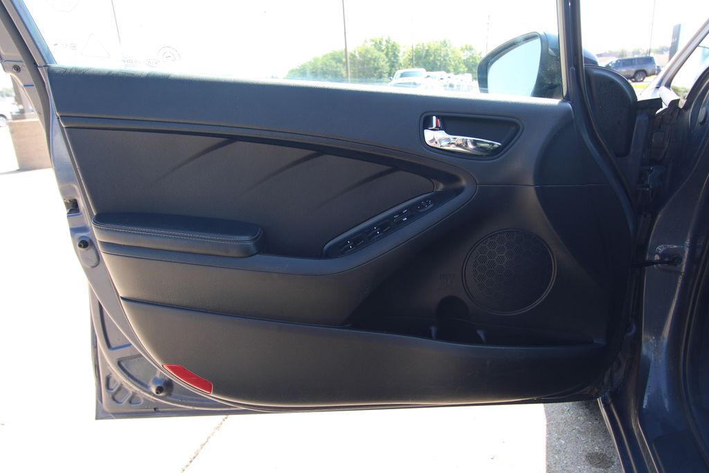 Used 2015 Kia Forte Sedan