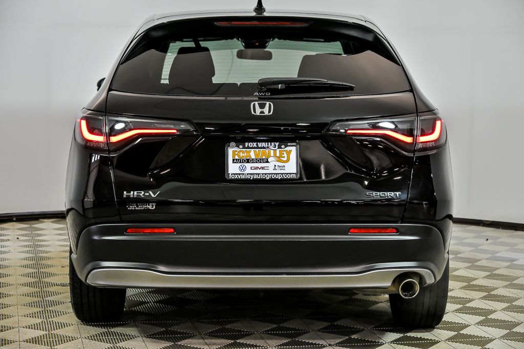 View vehicle photo 7