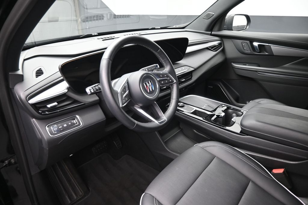 Used 2025 Buick Enclave SUV