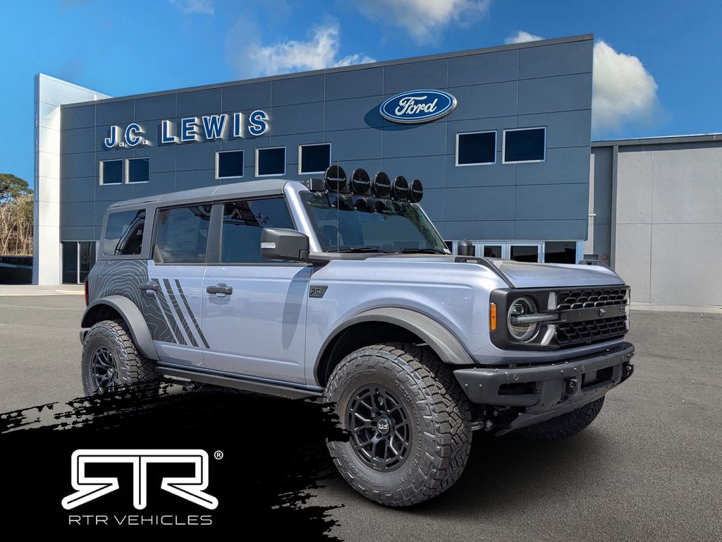2025 Ford Bronco Badlands 4x4's photo