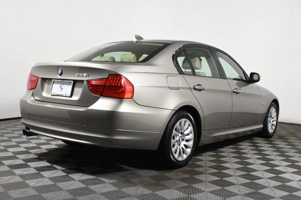 2009 BMW 3 Series 328i xDrive 7