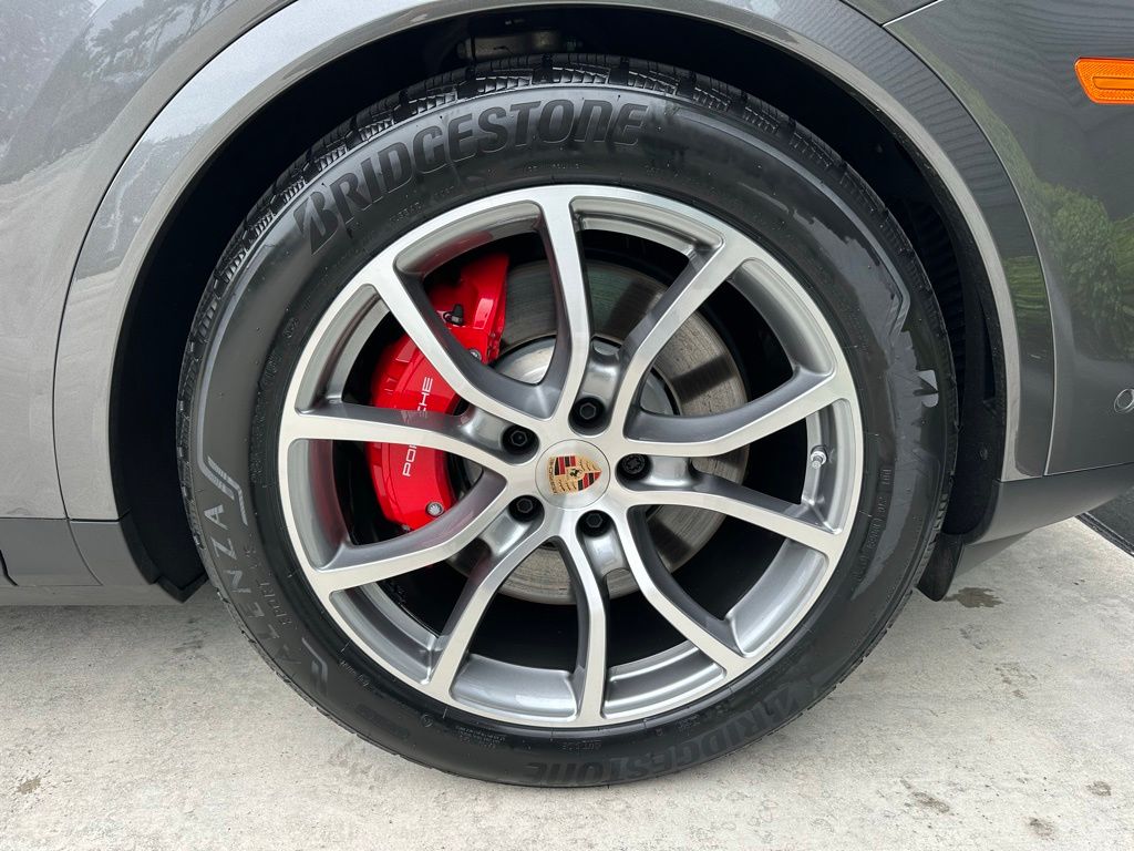 Thumbnail: 2025 Porsche Cayenne - 15