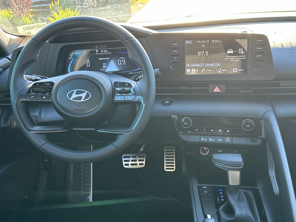 2025 Hyundai Elantra SEL 14