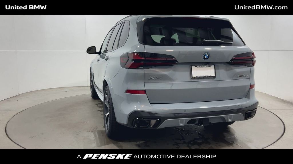 Thumbnail: 2026 BMW X5 - 7