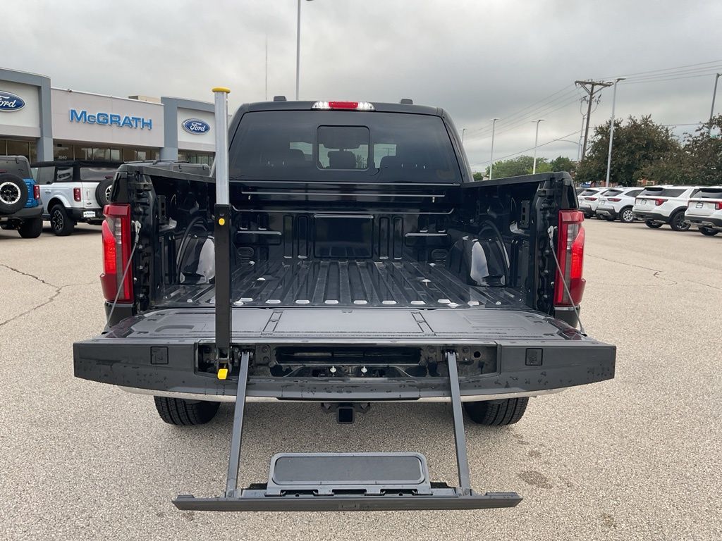 New 2025 Black Ford XLT image 22