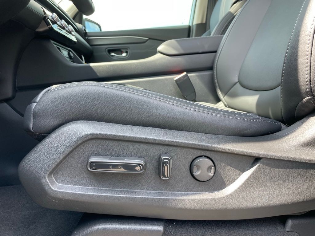 Thumbnail: 2026 Honda Pilot - 27
