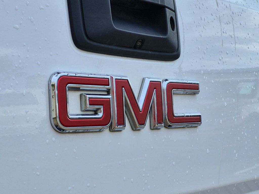 2018 GMC Sierra 1500 SLT White at Martin Chrysler Dodge Jeep Ram