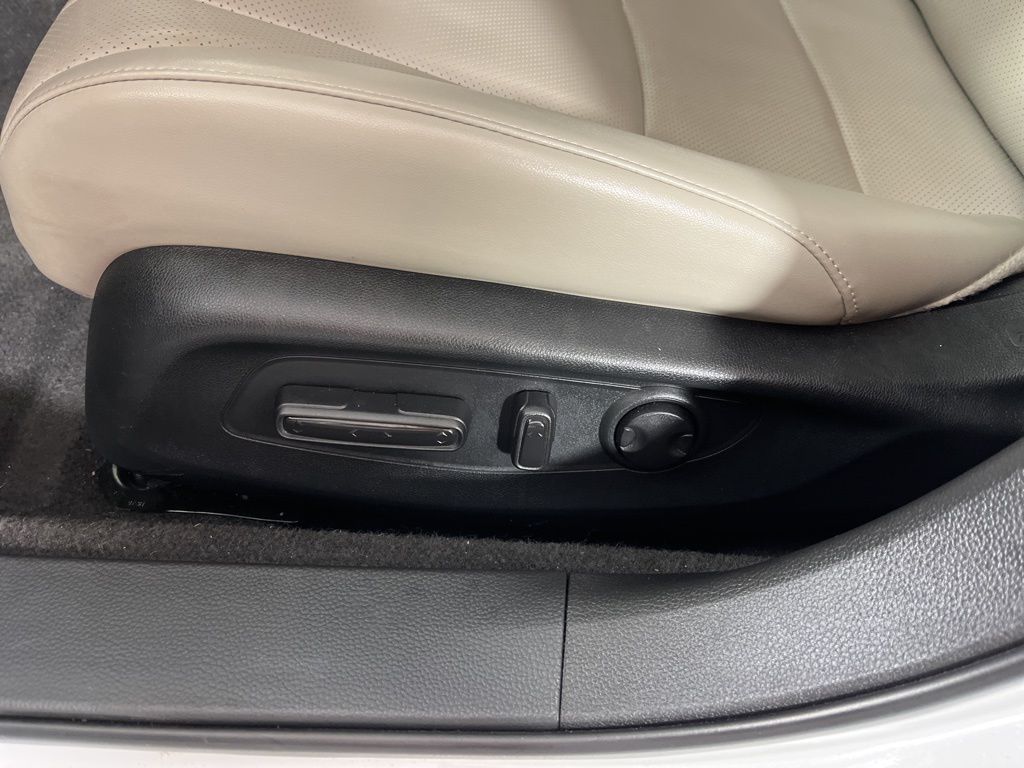 Thumbnail: 2023 Honda Accord - 23