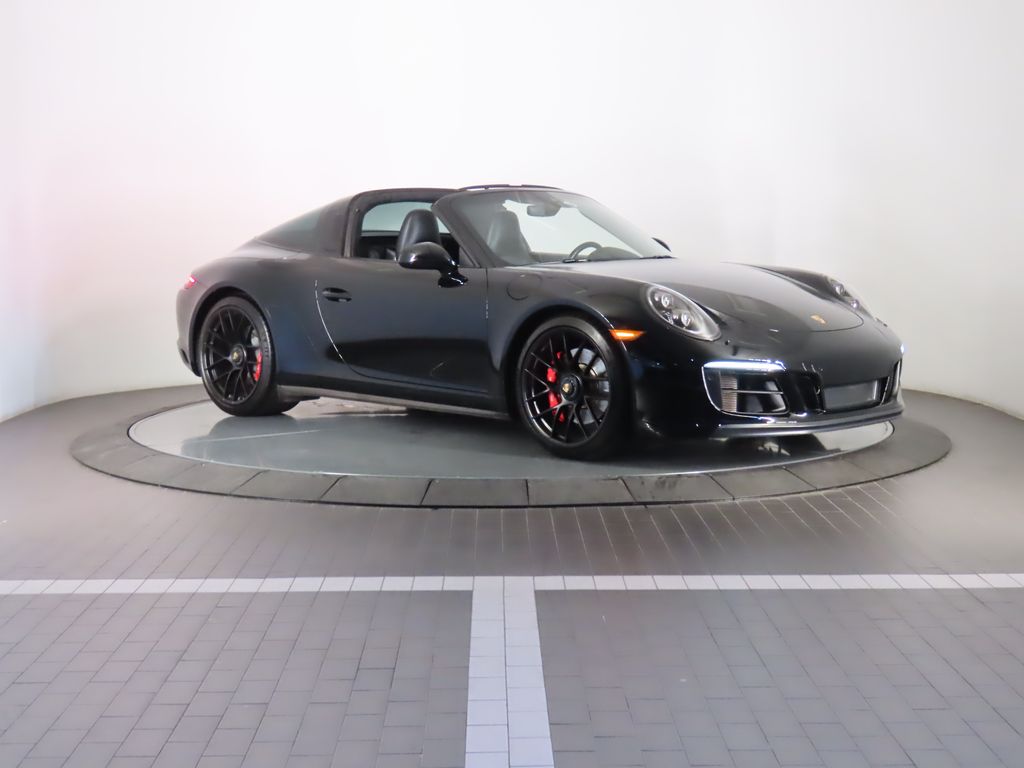 2018 Porsche 911 Targa 4 GTS 15