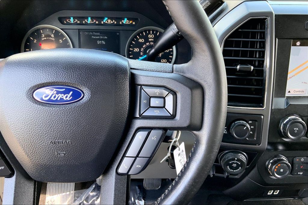Used 2019 Blue Ford XLT image 18