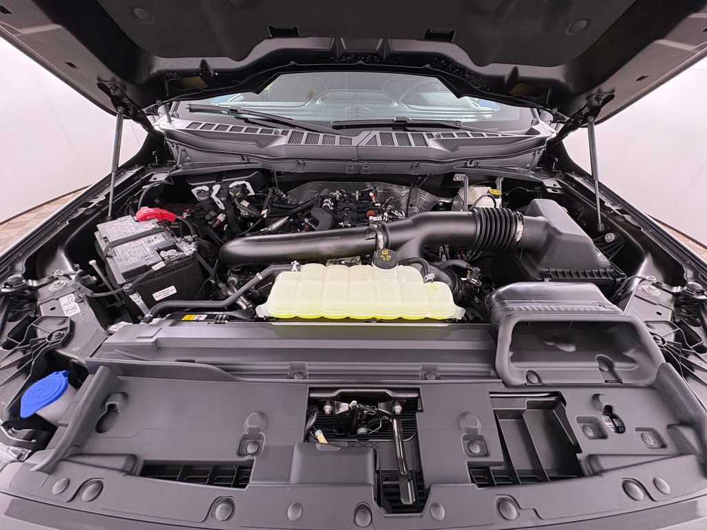 New 2026 Blue Ford Lariat image 32