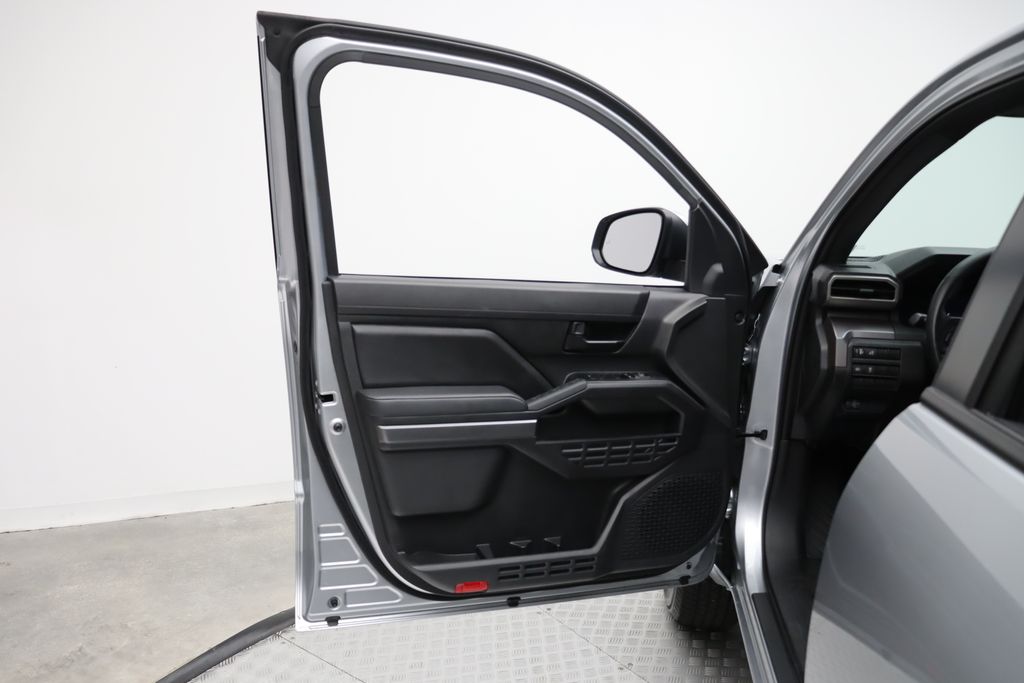 2024 Toyota Tacoma SR5 16
