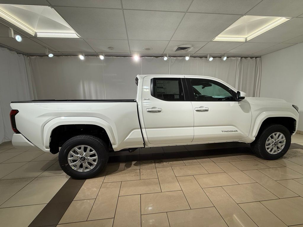 Thumbnail: 2026 Toyota Tacoma - 6