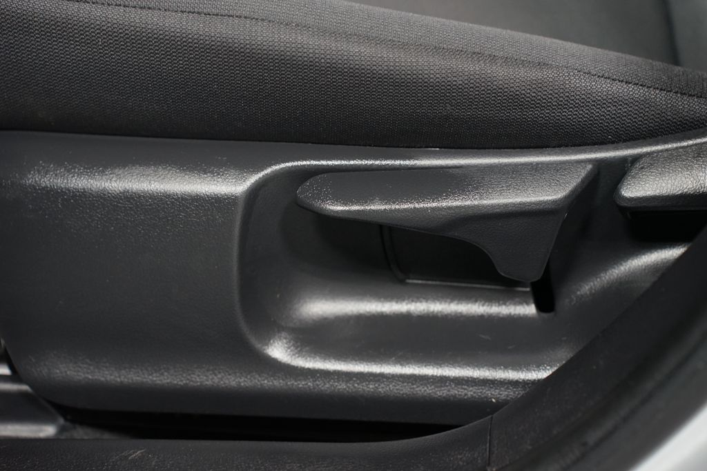 Thumbnail: 2024 Toyota Corolla - 30