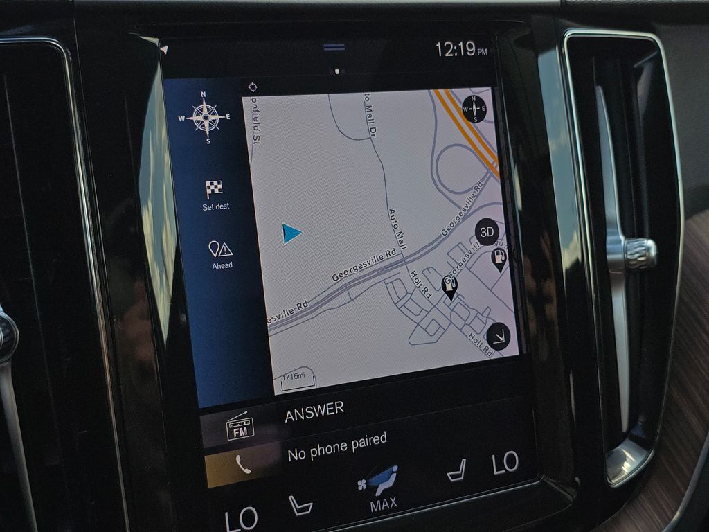 2021 Volvo XC60 T5 Momentum photo 24