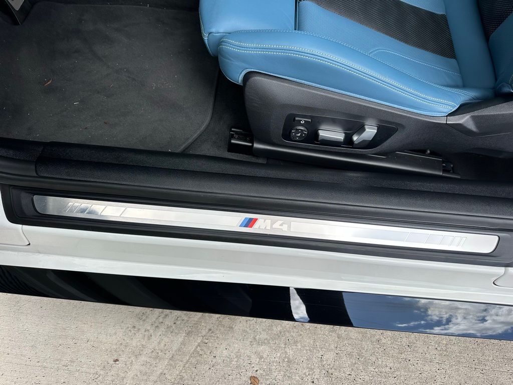 Thumbnail: 2023 BMW M4 - 25