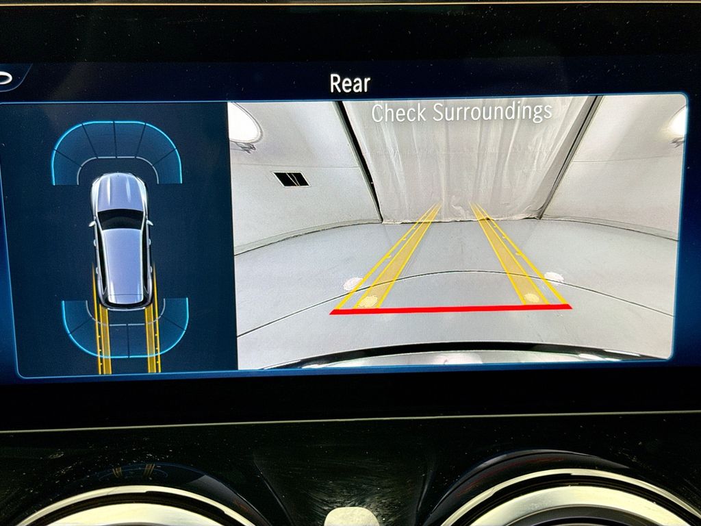 Thumbnail: 2025 Mercedes-Benz GLB - 14