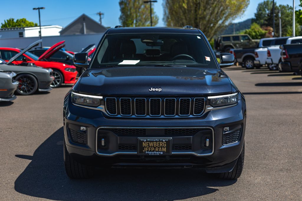 2024 Jeep Grand Cherokee Overland thumbnail 7