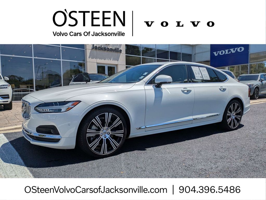 Crystal White Metallic 2024 Volvo S90 B6 Plus AWD Sedan All-Wheel Drive Automatic