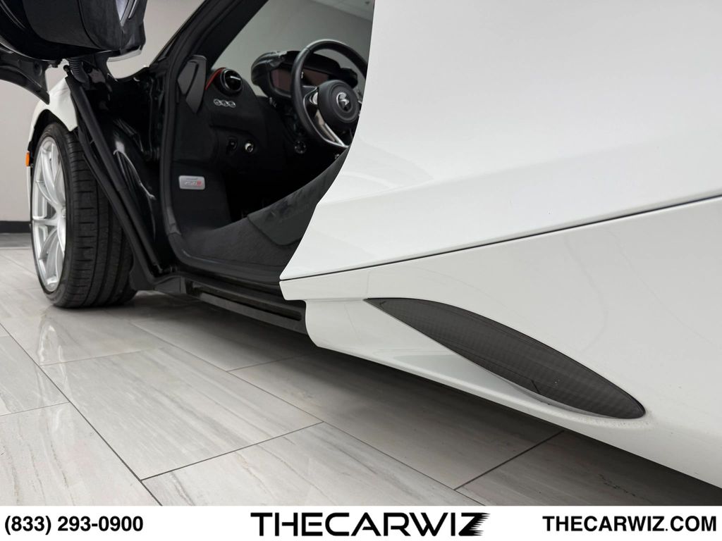 2024 McLaren 750S