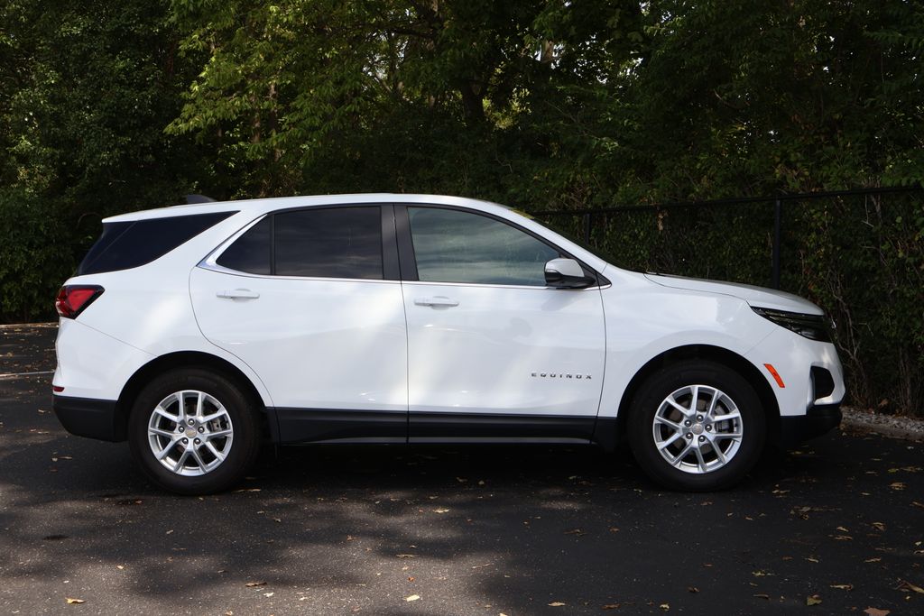 Thumbnail: 2024 Chevrolet Equinox - 11