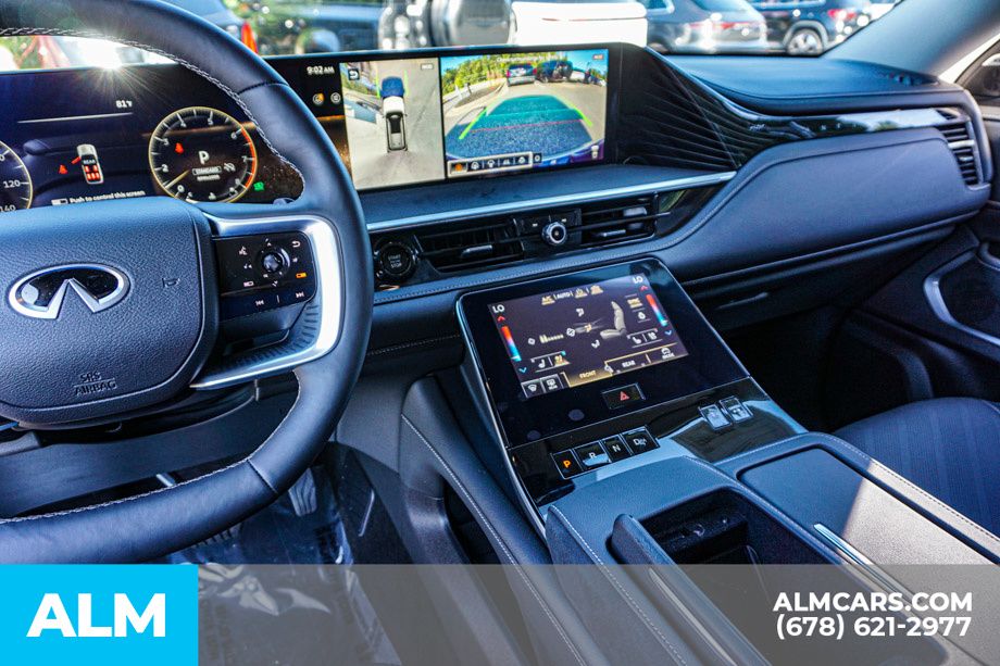 Used 2025 Black INFINITI LUXE image 35