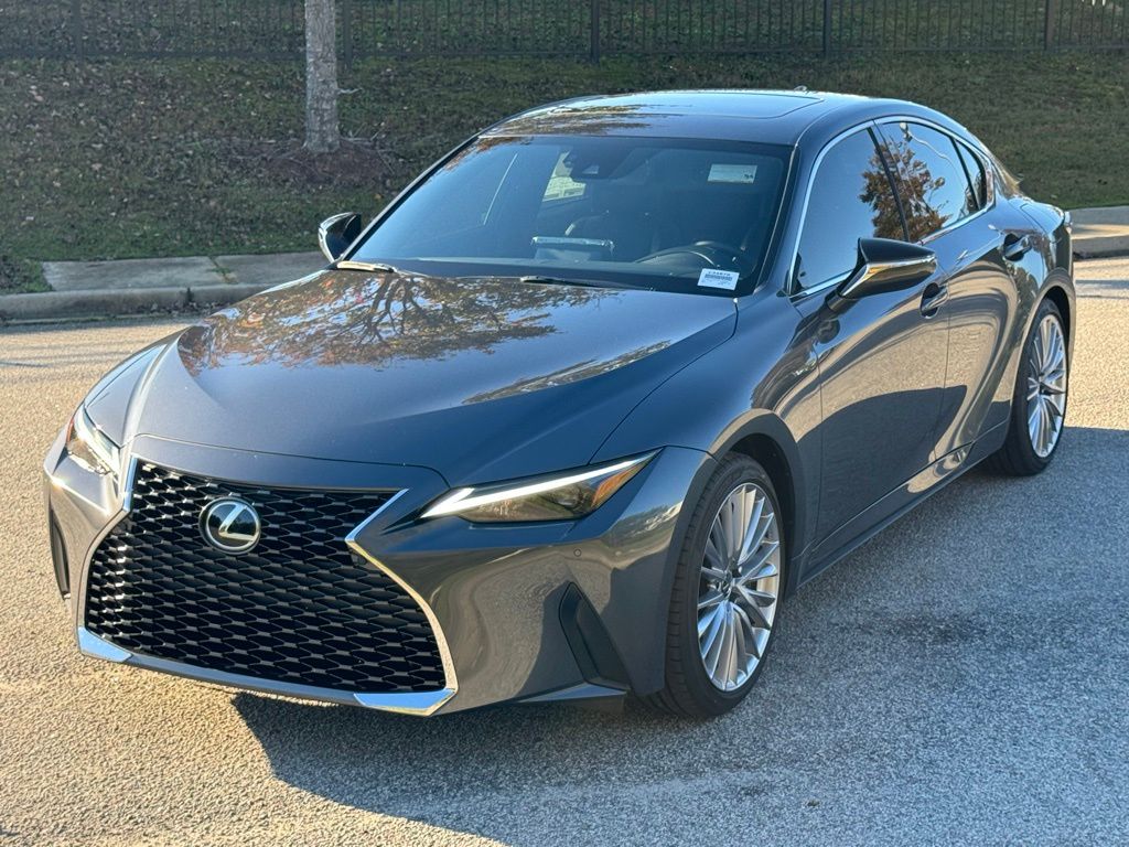 2024 Lexus IS 300 9