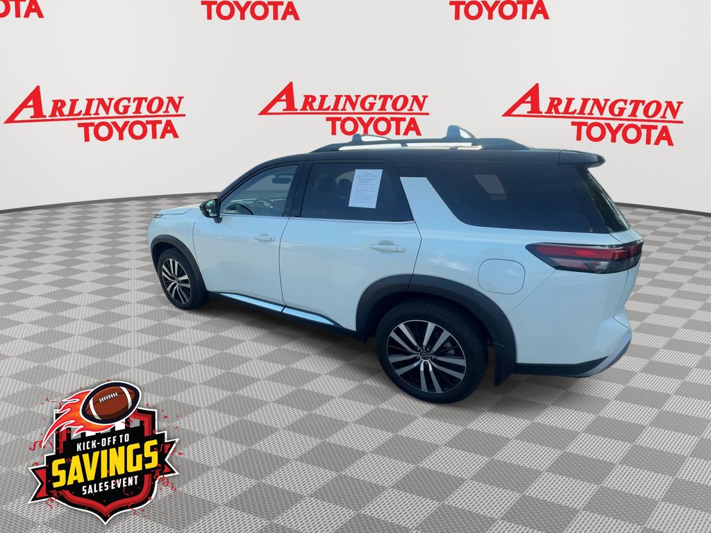 Used 2024 Nissan Pathfinder SUV