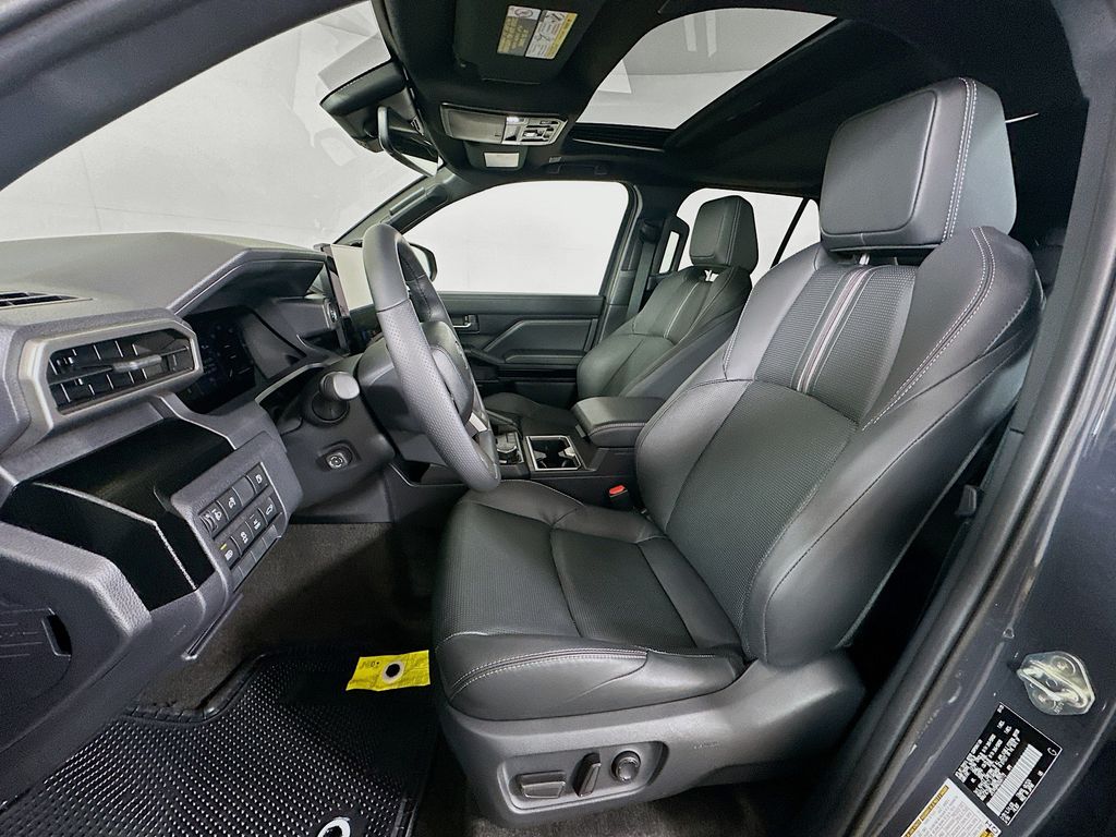 Thumbnail: 2025 Toyota 4Runner - 21