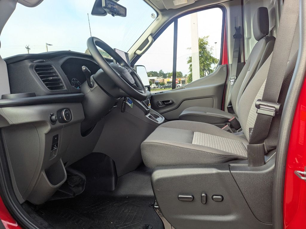 2025 Ford Transit 350 HD