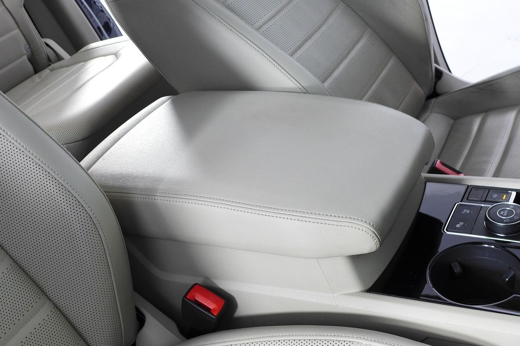 Thumbnail: 2018 Volkswagen Atlas - 16