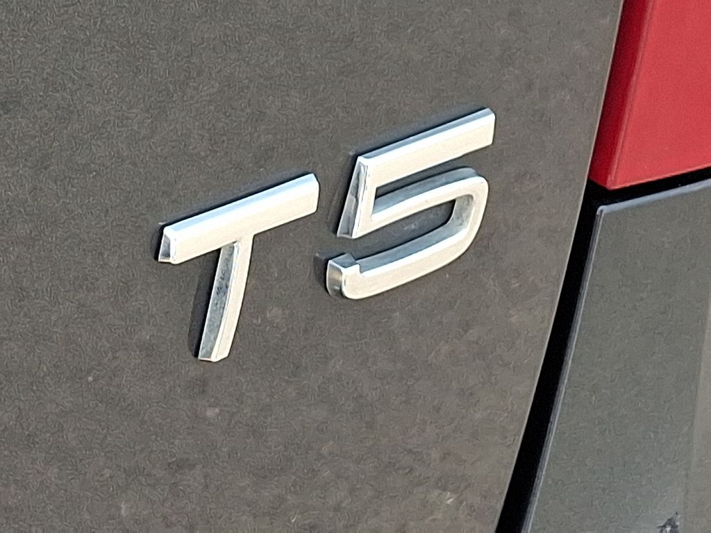 Thumbnail: 2013 Volvo S60 - 30