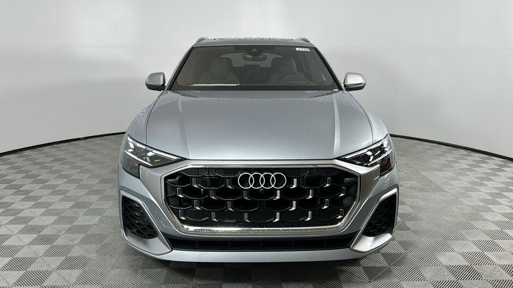 Thumbnail: 2024 Audi SQ8 - 8