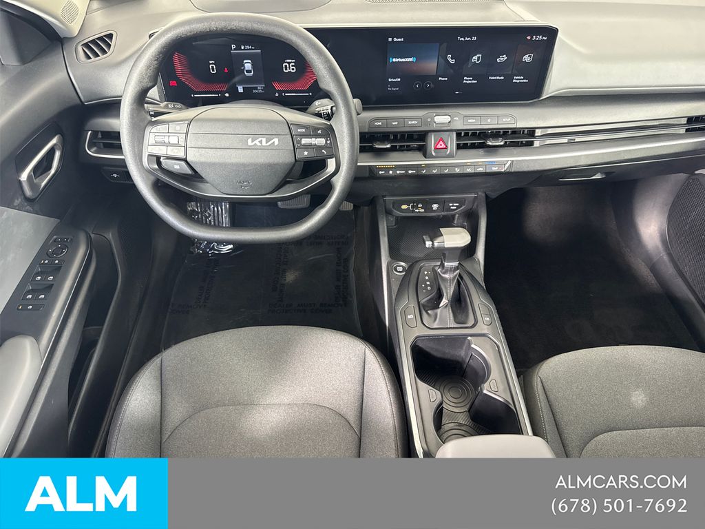 Used 2025 Black Kia LXS image 26