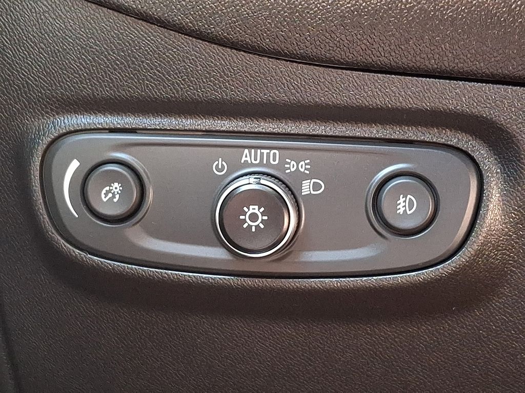 2023 Chevrolet Equinox Premier White at Carlisle Cadillac Buick GMC