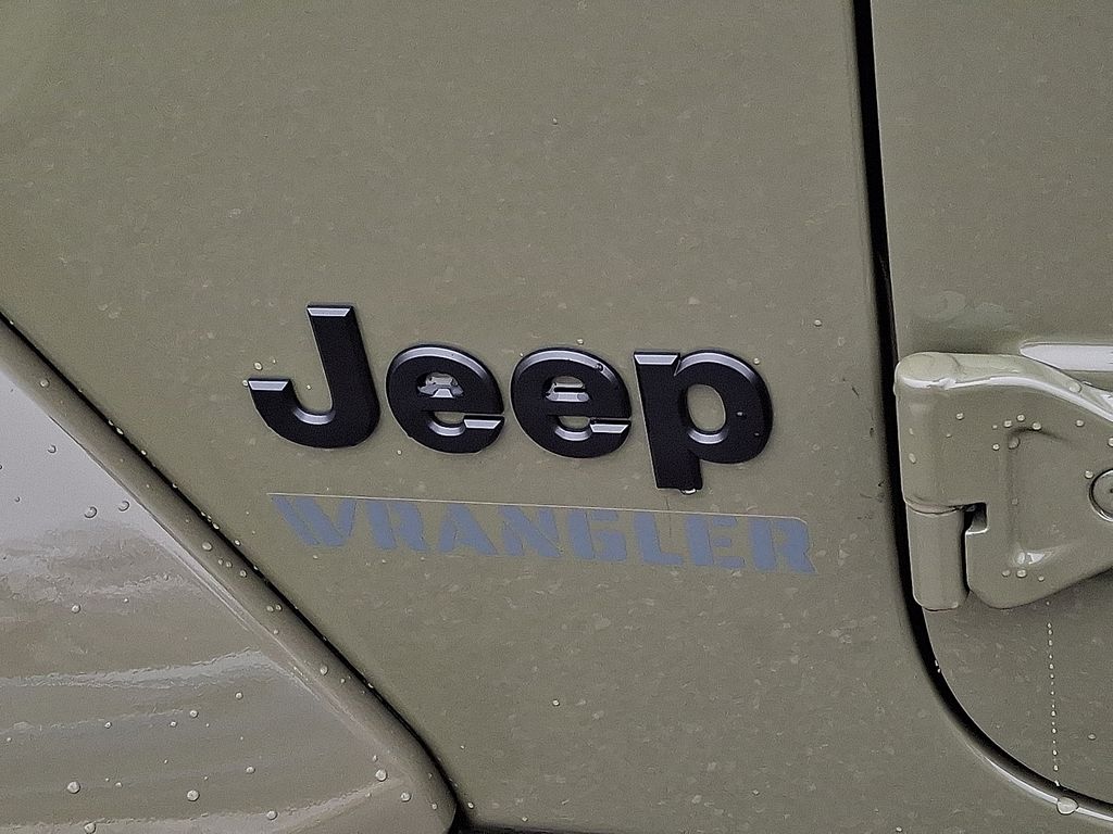 New 2026 Jeep Wrangler SUV