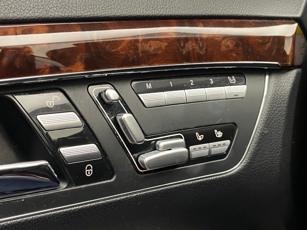 Thumbnail: 2012 Mercedes-Benz S-Class - 20