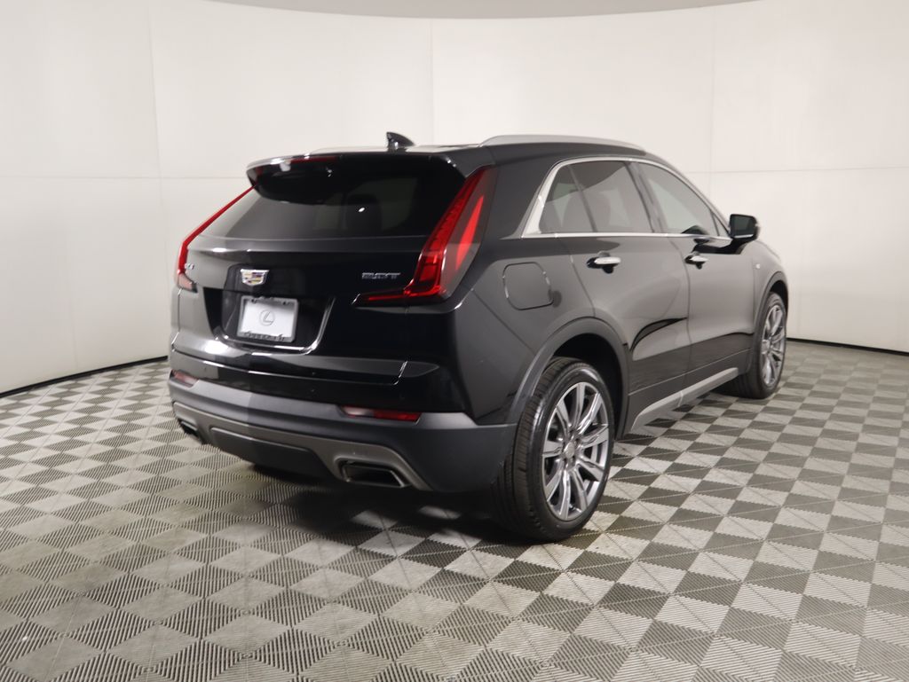 Thumbnail: 2019 Cadillac XT4 - 5