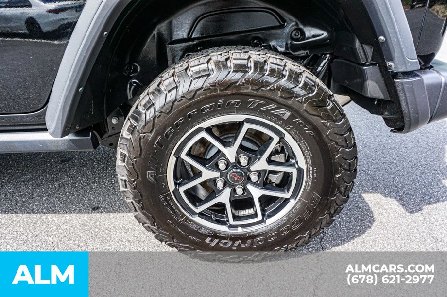 2025 Jeep Wrangler 4-Door Rubicon - Photo 17