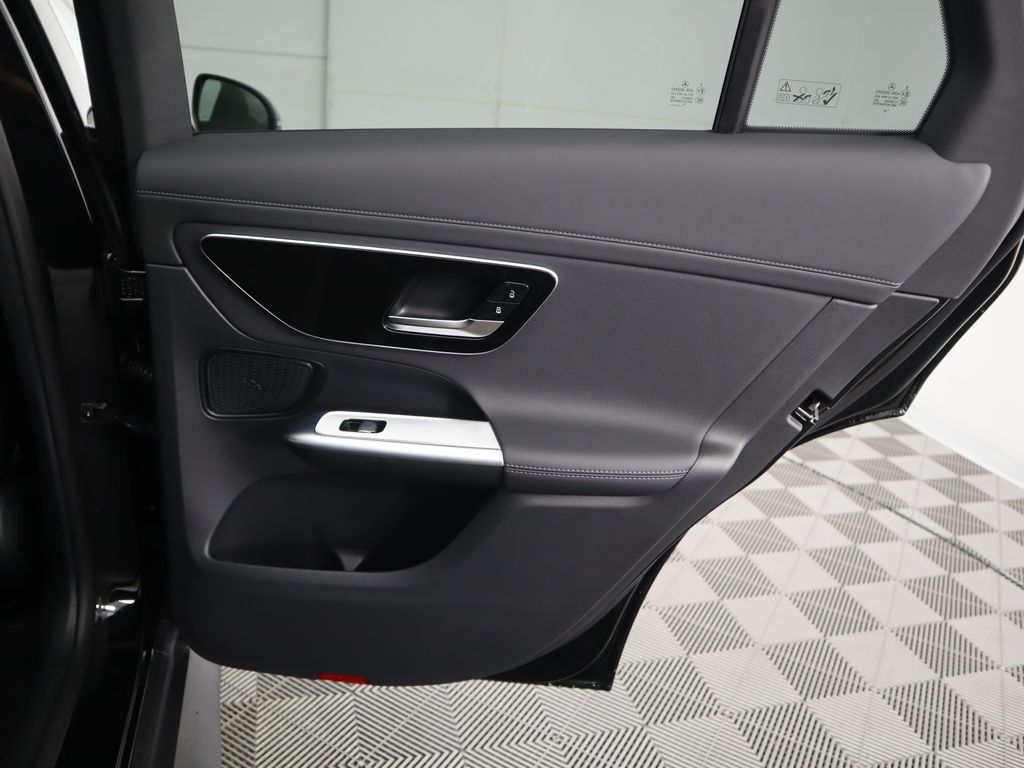 Thumbnail: 2026 Mercedes-Benz GLC - 28