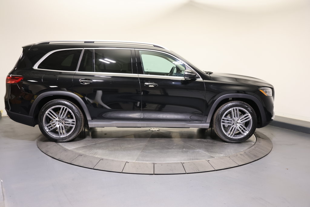 Thumbnail: 2026 Mercedes-Benz GLS - 8