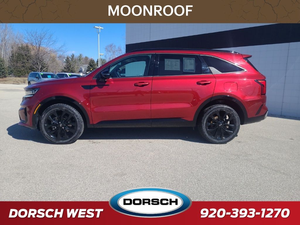 used 2021 Kia Sorento car, priced at $28,927